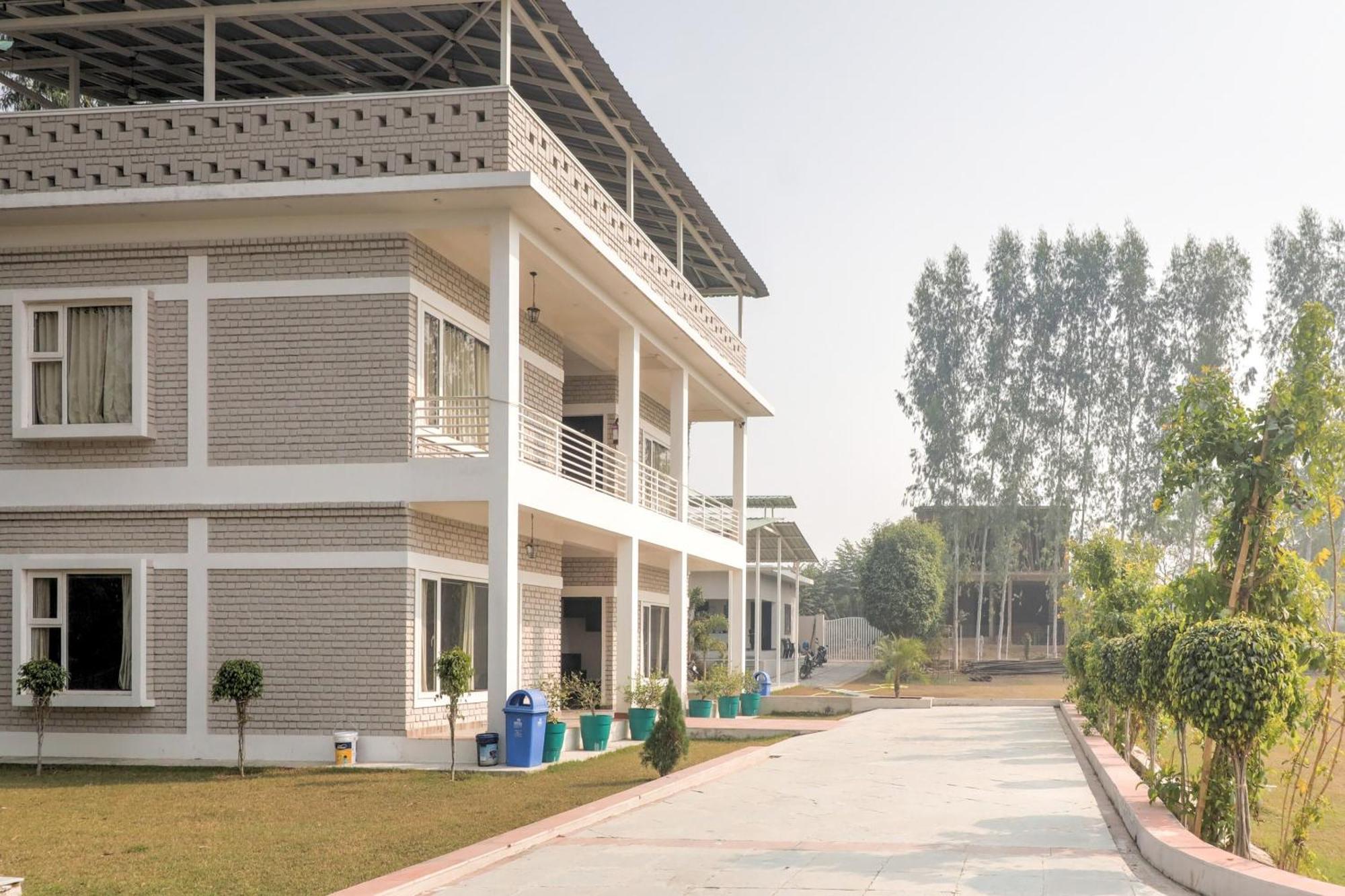 Townhouse Amaraa Farms Near Lulu Hypermarket 勒克瑙 外观 照片